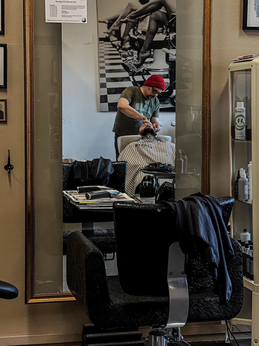 Brändikuvaus: Joni's Barbershop, kuva 6/7